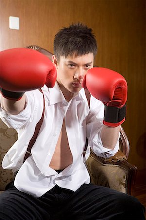 simsearch:642-02004924,k - one man with boxing gloves Foto de stock - Sin royalties Premium, Código: 642-02004880
