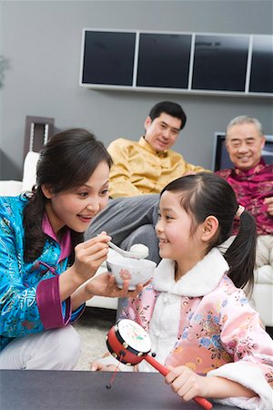 picture men in new year - a Chinese family Stock Photo - Premium Royalty-Free, Code: 642-02005880