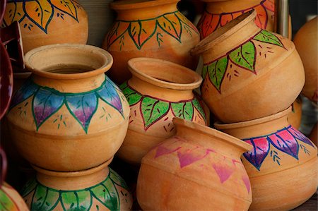 Hand painted Indian clay pots. Stock Photo - Premium Royalty-Free, Code: 655-03082766