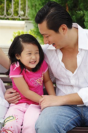 simsearch:656-01768177,k - Father with one child, sitting on bench Stock Photo - Premium Royalty-Free, Code: 656-01769462