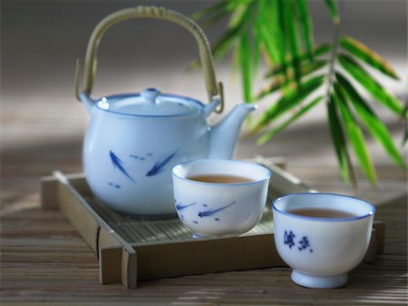 simsearch:656-01772085,k - a set of teapot and teacups Stock Photo - Premium Royalty-Free, Code: 656-02879538