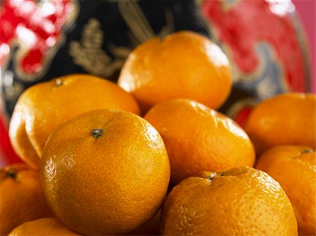 simsearch:656-02660265,k - a bunch of mandarin oranges Foto de stock - Sin royalties Premium, Código: 656-02879710