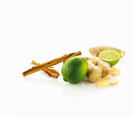 fresh ginger - Limes, ginger and cinnamon stick Stock Photo - Premium Royalty-Free, Code: 659-06154268