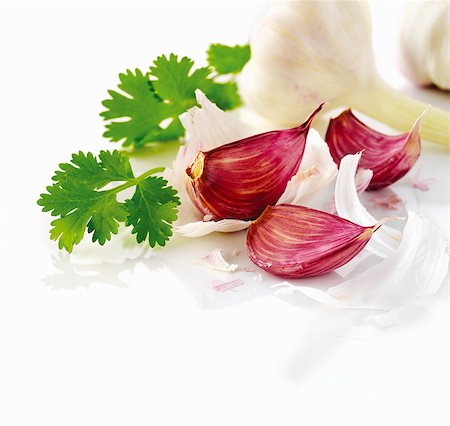 fresh herbs - Garlic with cilantro Stock Photo - Premium Royalty-Free, Code: 659-06154506