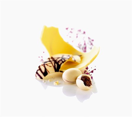 White chocolate Easter eggs Foto de stock - Sin royalties Premium, Código: 659-06154676