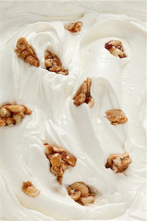 Ice cream with peanut caramel Foto de stock - Sin royalties Premium, Código: 659-06154714