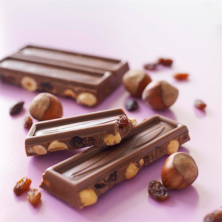Fruit and nut chocolate Foto de stock - Sin royalties Premium, Código: 659-06154893