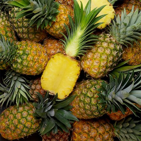 picture of pineapple - Pineapples (macro zoom) Foto de stock - Sin royalties Premium, Código: 659-06154933