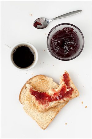 A face made of toast, jam and coffee Foto de stock - Sin royalties Premium, Código: 659-06154997