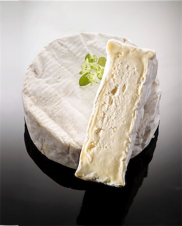 Camembert Payson Stock Photo - Premium Royalty-Free, Code: 659-06155014