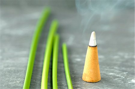 smelling perfume - An incense cone and papryus sedge stalks Stock Photo - Premium Royalty-Free, Code: 659-06155653