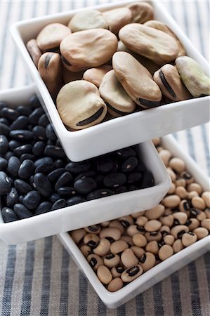 schwarze bohne - Various types of dried beans Foto de stock - Sin royalties Premium, Código: 659-06151269