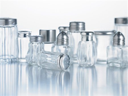simsearch:659-06153779,k - Salières divers Photographie de stock - Premium Libres de Droits, Code: 659-06151595
