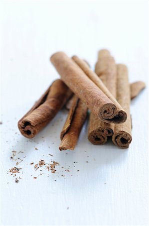 simsearch:659-06187738,k - Several cinnamon sticks Stock Photo - Premium Royalty-Free, Code: 659-06151659