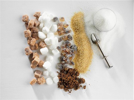 Jahrgang Löffel mit verschiedenen Arten von Zucker Stockbilder - Premium RF Lizenzfrei, Bildnummer: 659-06152540