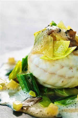 sole fish - Steamed sole with potato and leek ragout and truffles Stock Photo - Premium Royalty-Free, Code: 659-06152809