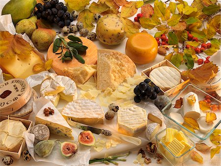 simsearch:659-06902579,k - Various types of cheeses, fruit, butter, quail's eggs and autumnal leaves Stock Photo - Premium Royalty-Free, Code: 659-06153266