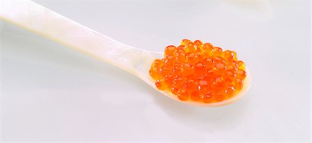 Une spoonfull de caviar de truite Photographie de stock - Premium Libres de Droits, Code: 659-06153417