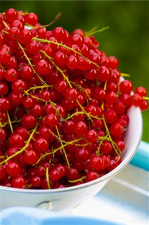 simsearch:659-07958234,k - Fresh red currants Stock Photo - Premium Royalty-Free, Code: 659-06153635