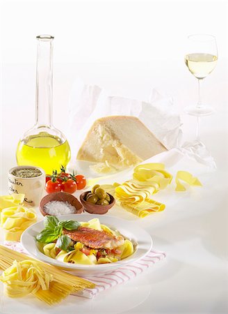 Still life with noodles, olive oil, Parmesan, spices, vegetables and white wine Stock Photo - Premium Royalty-Free, Code: 659-06153676