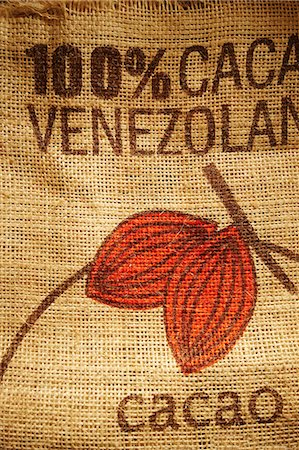 Burlap Cocoa Bag from Venezuela Foto de stock - Sin royalties Premium, Código: 659-06153904