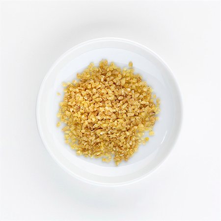 A plate of bulgur, seen from above Stock Photo - Premium Royalty-Free, Code: 659-06184511