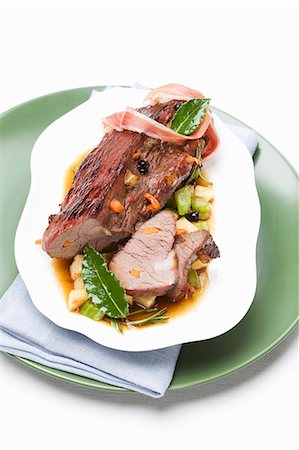 studded - Peppered roast venison Stock Photo - Premium Royalty-Free, Code: 659-06184725