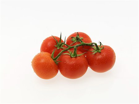 simsearch:659-07958699,k - Five freshly washed vine tomatoes Stock Photo - Premium Royalty-Free, Code: 659-06184811