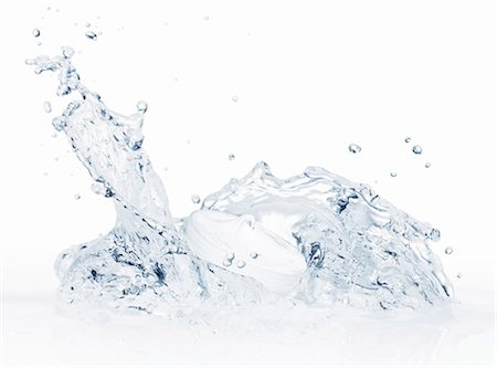 sprühen - Creme Glas in Wasser Stockbilder - Premium RF Lizenzfrei, Bildnummer: 659-06184934