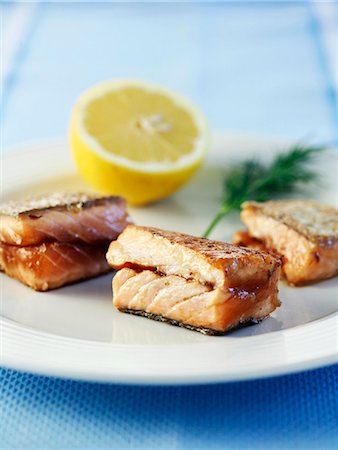 salmon - Marinated salmon fillet Stock Photo - Premium Royalty-Free, Code: 659-06185245