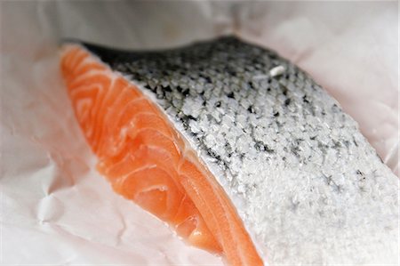 fish fillet - Salmon fillet Stock Photo - Premium Royalty-Free, Code: 659-06185267