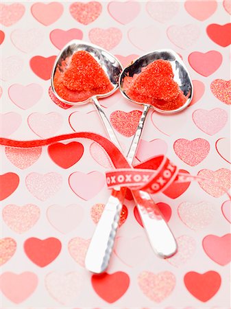 simsearch:632-03754605,k - Red sugar hearts in silver spoons with bowl Stock Photo - Premium Royalty-Free, Code: 659-06185282