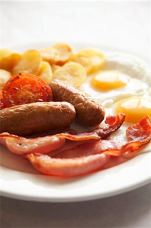fried potato - Petit déjeuner anglais Photographie de stock - Premium Libres de Droits, Code: 659-06185431