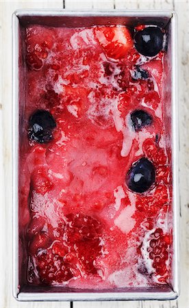 Homemade Berry Sorbet Stock Photo - Premium Royalty-Free, Code: 659-06185693