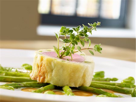 fillet - Pork fillet wrapped in brick dough with Thai green asparagus Stock Photo - Premium Royalty-Free, Code: 659-06186046