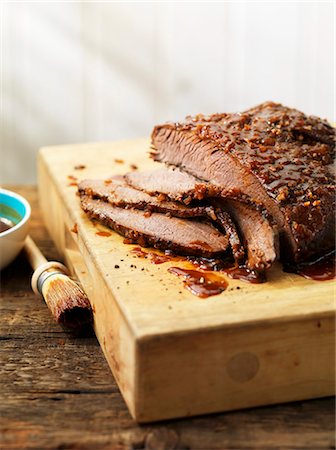 Grillées et coupées en tranches de poitrine de boeuf marinée, Photographie de stock - Premium Libres de Droits, Code: 659-06186149