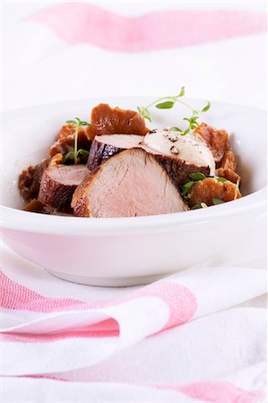 Pork fillet with chanterelle mushrooms Fotografie stock - Premium Royalty-Free, Codice: 659-06186187