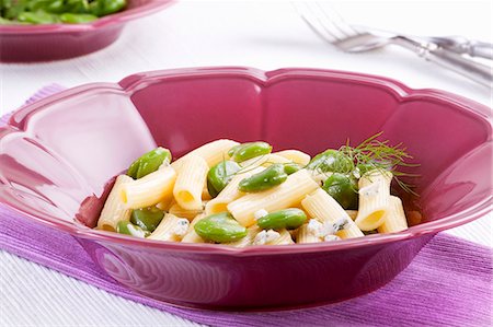 Penne pasta with broad beans and blue cheese Stock Photo - Premium Royalty-Free, Code: 659-06186183