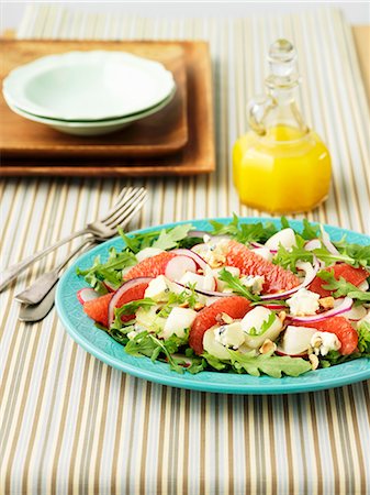 eruca vesicaria - Fennel salad with grapefruit and rocket Stock Photo - Premium Royalty-Free, Code: 659-06186201