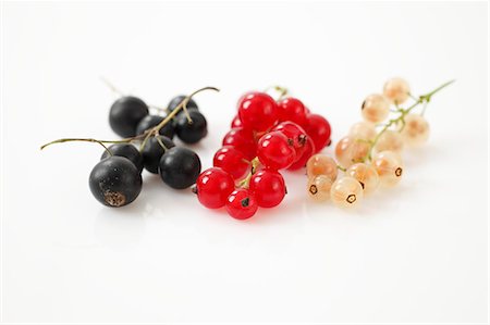 simsearch:659-07597852,k - Blackcurrants, redcurrants and whitecurrants Stock Photo - Premium Royalty-Free, Code: 659-06186252