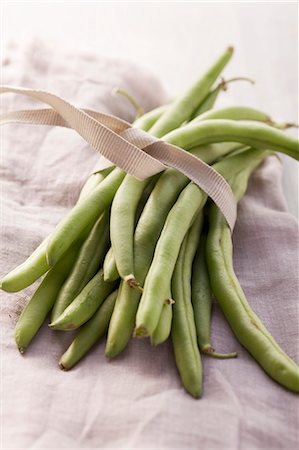 simsearch:659-01853700,k - A bunch of green beans Stock Photo - Premium Royalty-Free, Code: 659-06186376