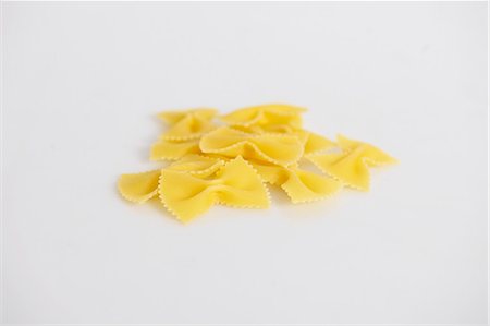 simsearch:659-06186698,k - Farfalle pasta Stock Photo - Premium Royalty-Free, Code: 659-06186698