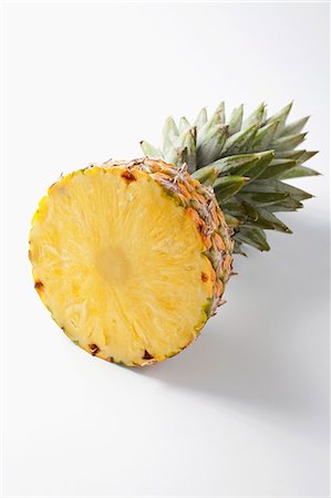 Half a pineapple Foto de stock - Sin royalties Premium, Código: 659-06186910