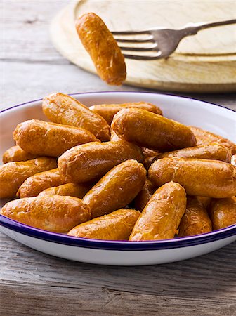 sausage dish - Pan fried pork sausages Stock Photo - Premium Royalty-Free, Code: 659-06187394
