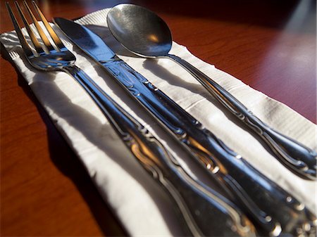 simsearch:659-07028157,k - Cutlery on napkin Stock Photo - Premium Royalty-Free, Code: 659-06187759