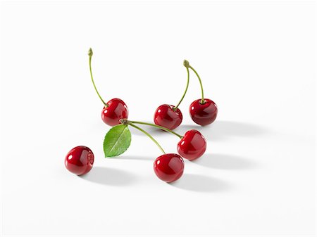 seis (número) - Winter Cherries on White Background Foto de stock - Sin royalties Premium, Código: 659-06187866