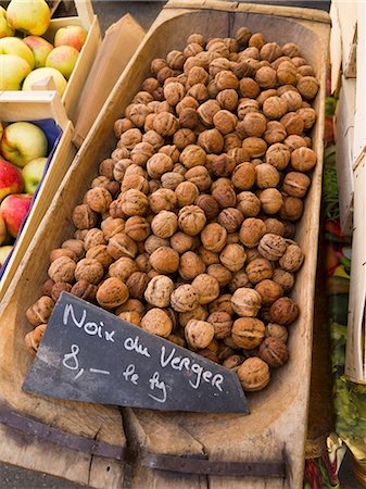 Walnuts on Display at The Carouge Market is in Geneva Switzerland Stock Photo - Premium Royalty-Free, Code: 659-06187953