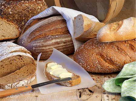 An arrangement of bread Stock Photo - Premium Royalty-Free, Code: 659-06188309