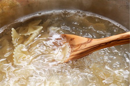 pot food - Farfalle being cooked Stock Photo - Premium Royalty-Free, Code: 659-06183751