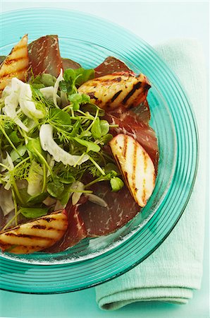 sliced fruits and veggies - Bresaola with grilled nectarines Stock Photo - Premium Royalty-Free, Code: 659-06306343